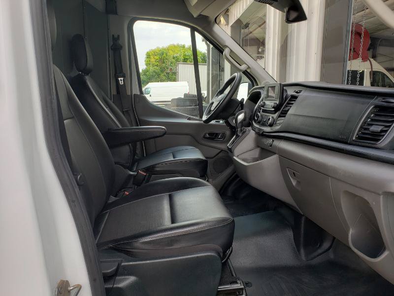 Used 2023 Ford Transit 250 148 High Roof AWD image 18
