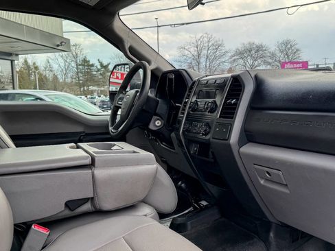 Used 2017 Ford F350 XL image 16