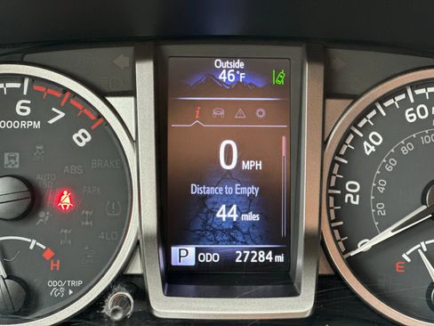 Used 2023 Toyota Tacoma 2WD Double Cab image 26