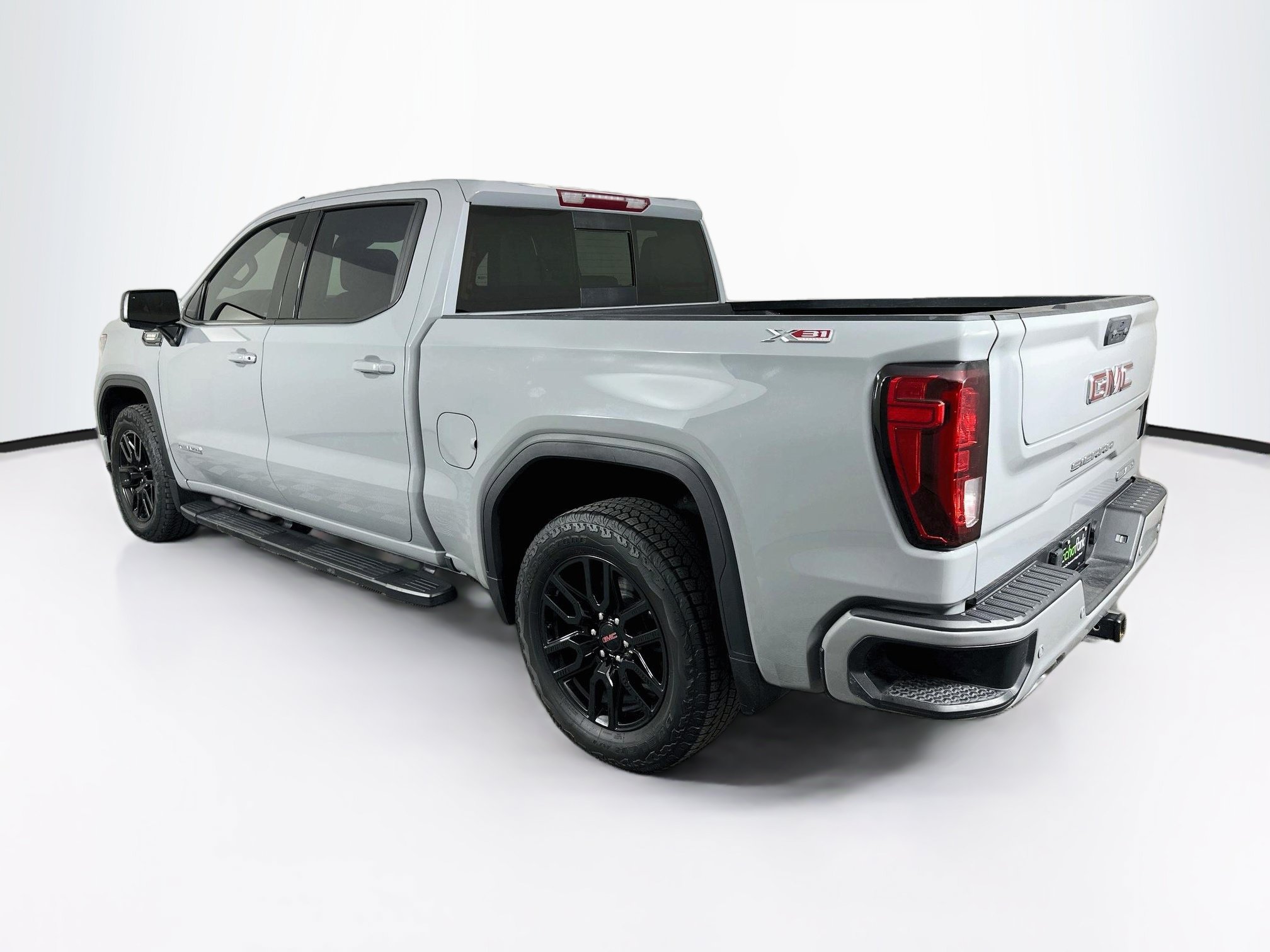 Used 2024 GMC Sierra 1500 Elevation w/ Elevation Premium Package AWD/4WD image 5