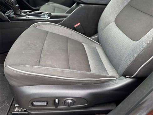 Used 2021 Chevrolet TrailBlazer LT w/ Convenience Package image 21