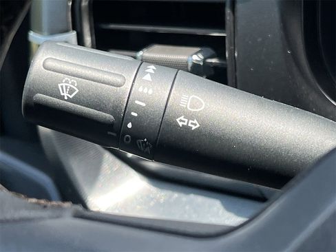 New 2025 Ford F150 Lariat w/ Equipment Group 502A High image 17