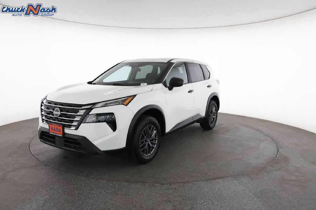 Used 2024 Nissan Rogue S FWD image 5