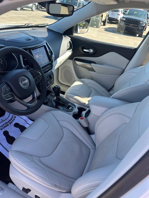 Used 2021 Jeep Cherokee Limited w/ Elite Package AWD/4WD image 14