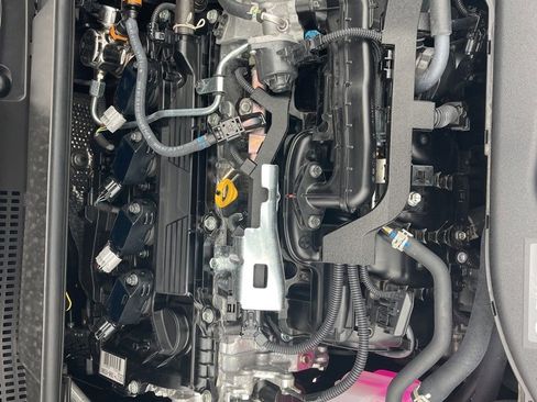 Used 2024 Toyota Prius XLE image 36