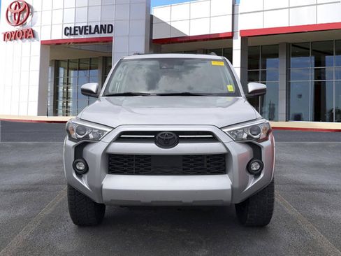 Used 2022 Toyota 4Runner SR5 w/ TRD Black Wheel Package (TMS) AWD/4WD image 3