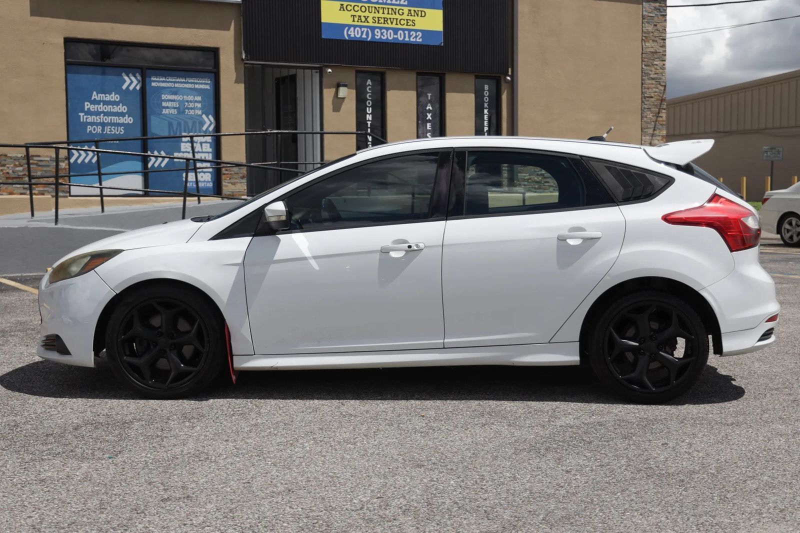Used 2013 Ford Focus ST FWD image 4