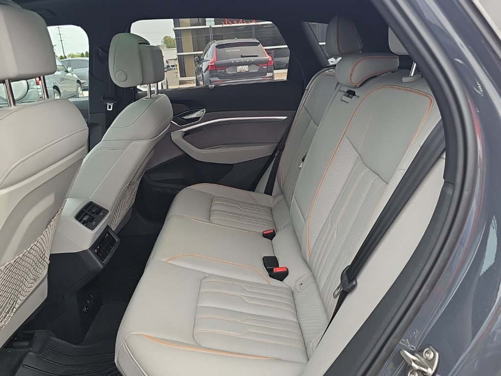Certified 2024 Audi Q8 e-tron Premium Plus AWD/4WD image 12