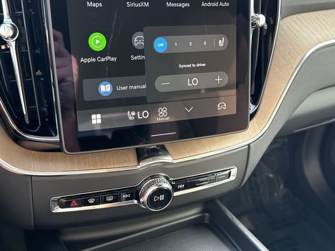 New 2026 Volvo XC60 B5 Plus w/ Protection Package Premier image 28