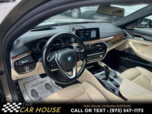 Used 2017 BMW 530i xDrive image 16