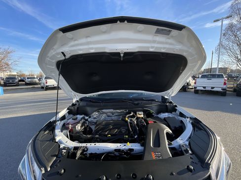 New 2025 Chevrolet Trax LT w/ Driver Confidence Package image 31