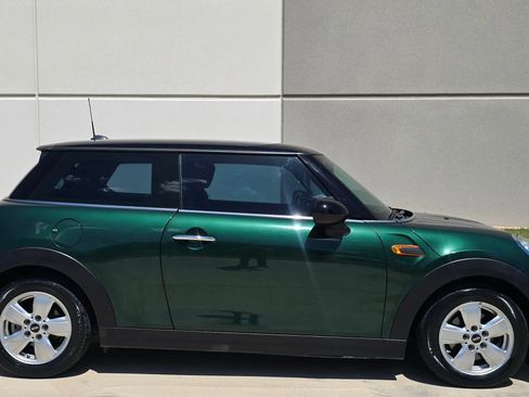 Used 2014 MINI Cooper 2-Door Hardtop FWD image 8