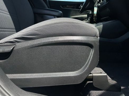 Used 2017 Kia Sorento L FWD image 29