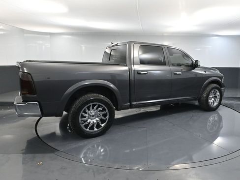 Used 2017 RAM 1500 Laramie image 5