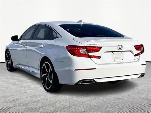 Used 2019 Honda Accord Sport image 4