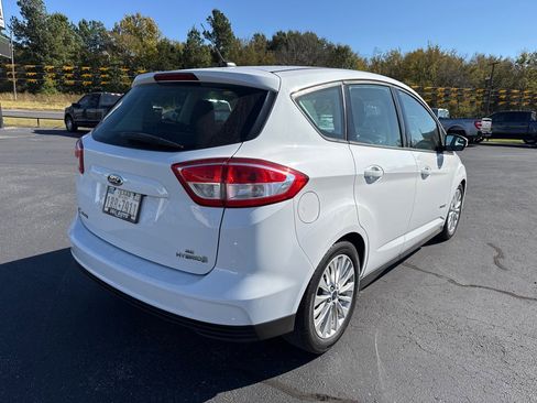 Used 2017 Ford C-MAX SE image 5