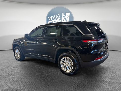 Used 2025 Jeep Grand Cherokee Laredo X w/ Luxury Tech Group I image 6