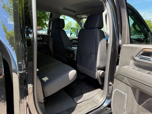 Used 2024 Chevrolet Silverado 2500 LT w/ Midnight Edition AWD/4WD image 14