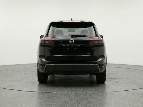Used 2025 Nissan Rogue SV AWD/4WD image 7