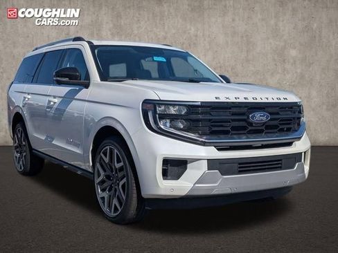 New 2025 Ford Expedition Platinum w/ Platinum Ultimate Package AWD/4WD image 1