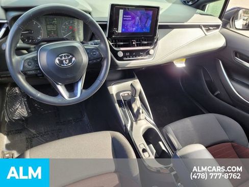 Used 2024 Toyota Corolla LE image 6