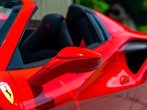 Used 2022 Ferrari F8 Tributo RWD image 11
