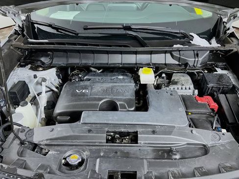 Used 2022 Nissan Pathfinder SL image 29