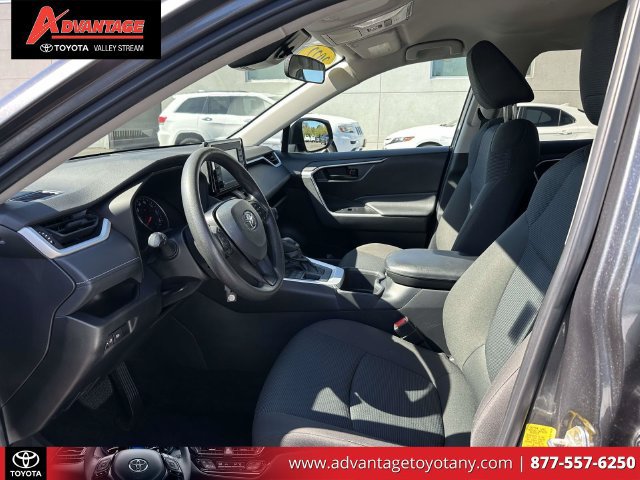 Certified 2022 Toyota RAV4 LE AWD/4WD image 20