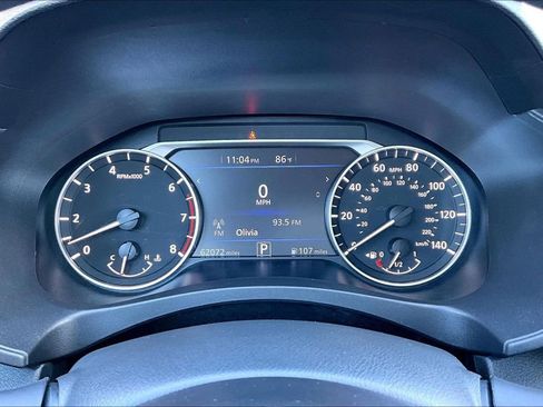 Used 2024 Nissan Altima 2.5 SV FWD image 13