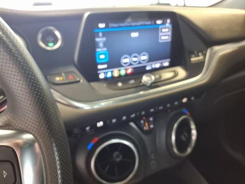 Used 2022 Chevrolet Blazer LT FWD image 11