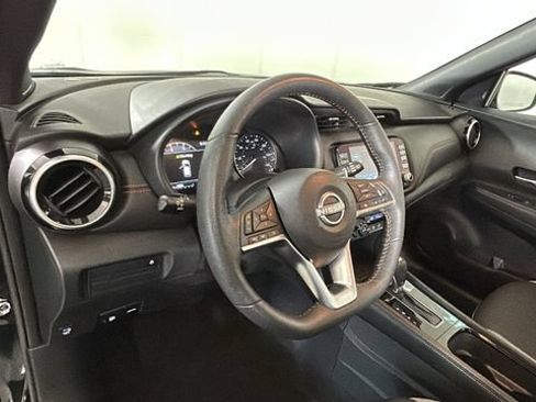 Used 2024 Nissan Kicks SR w/ SR Premium Package FWD image 13