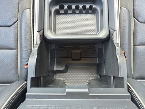 Used 2024 RAM 1500 Laramie RWD image 27