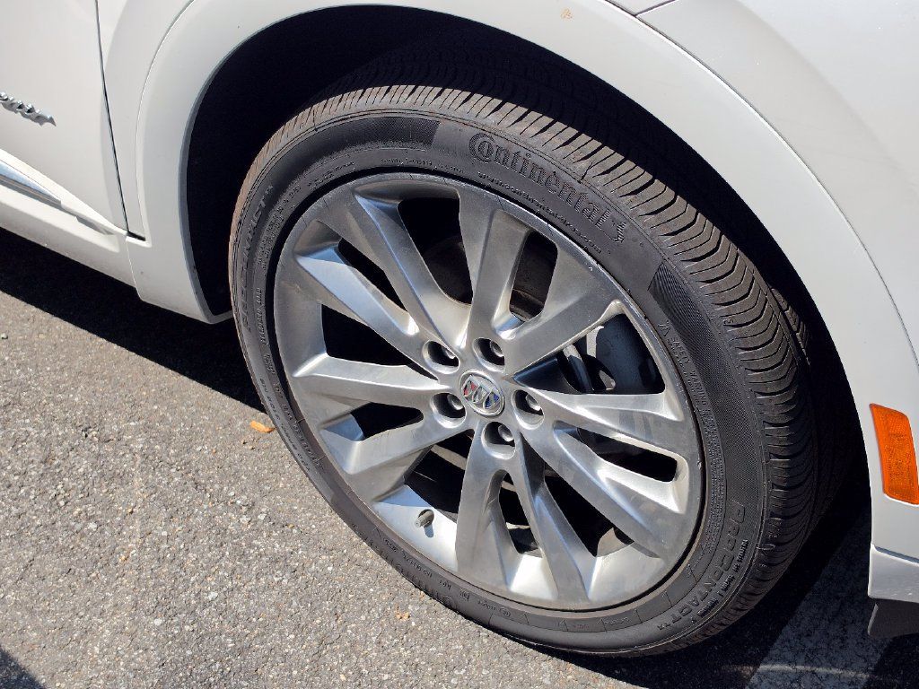 Used 2023 Buick Envision Avenir w/ Premium Seat Package AWD/4WD image 6