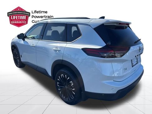 New 2026 Nissan Rogue SV FWD image 7