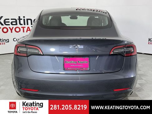 Used 2023 Tesla Model 3 Standard Range image 5