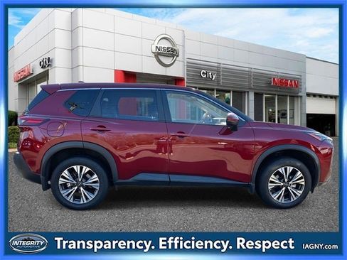 Certified 2023 Nissan Rogue SV image 2