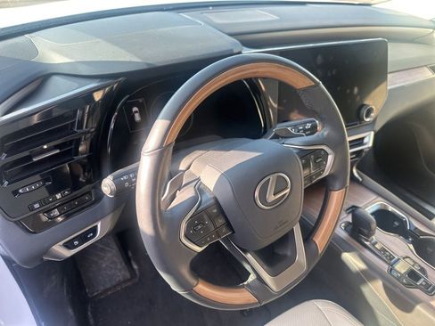 Used 2024 Lexus RX 350 Premium w/ Accessory Package (Z1) image 30