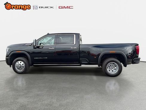 New 2026 GMC Sierra 3500 Denali Ultimate AWD/4WD image 6