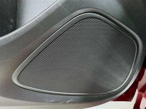 Used 2023 Buick Encore GX Select w/ Sport Touring Package image 18