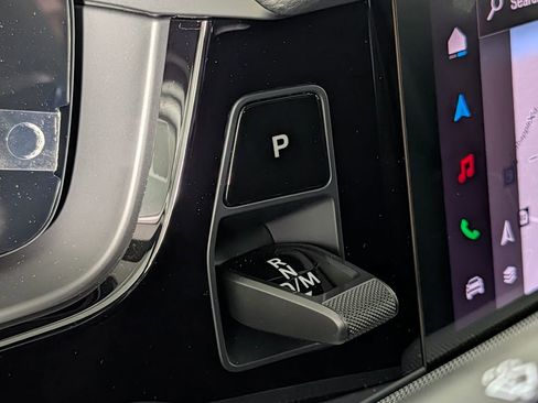 New 2026 Porsche Cayenne image 37