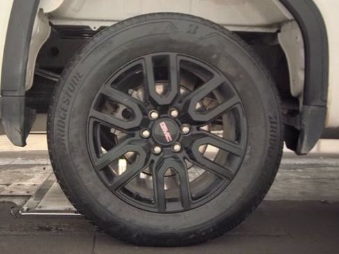Used 2023 GMC Sierra 1500 Elevation RWD image 12