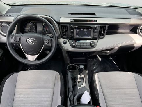 Used 2017 Toyota RAV4 XLE image 11