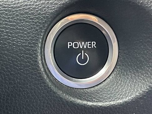 Used 2023 Toyota Corolla Cross AWD Hybrid image 22