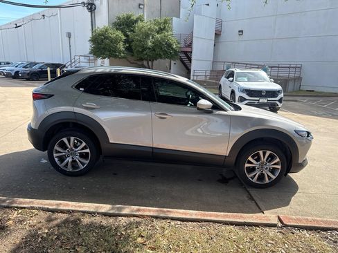 Used 2022 MAZDA CX-30 AWD 2.5 S w/ Premium Package image 4