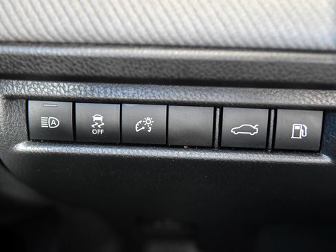 Used 2025 Toyota Camry SE w/ Convenience Package FWD image 35