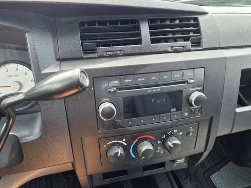 Used 2006 Dodge Dakota SLT w/ Night Runner Group AWD/4WD image 12
