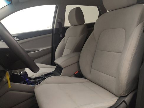 Used 2019 Hyundai Tucson SE AWD/4WD image 17