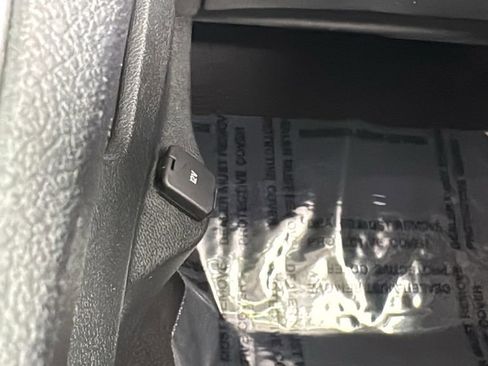 Used 2023 Ford Edge SEL image 29