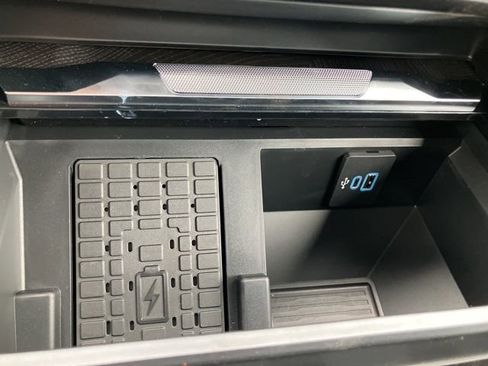 New 2025 Ford F250 Platinum image 36