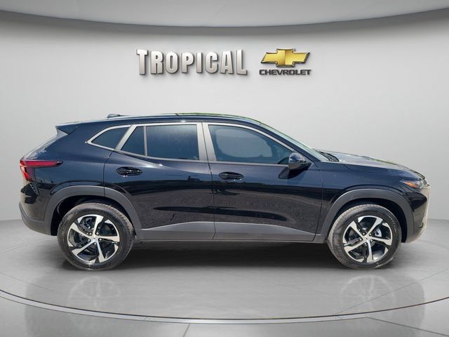 New 2026 Chevrolet Trax RS FWD image 6